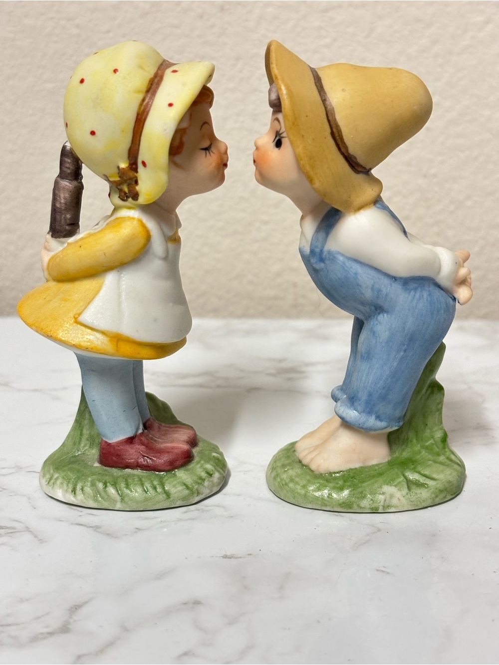 Kissing Boy and Girl Figurines